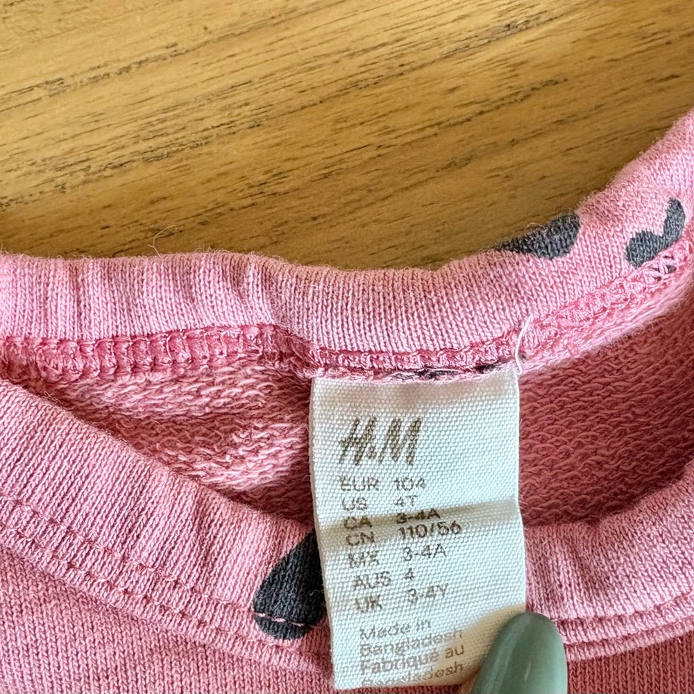 H&M Heart Pattern 2-Piece Set - Picture 5 of 6
